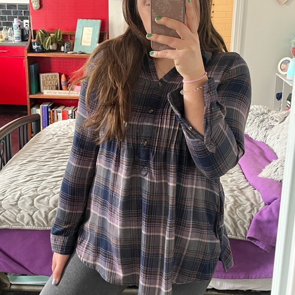 American Eagle Outfitters Medium Plaid Button Up Blouse - Picture 8 of 8